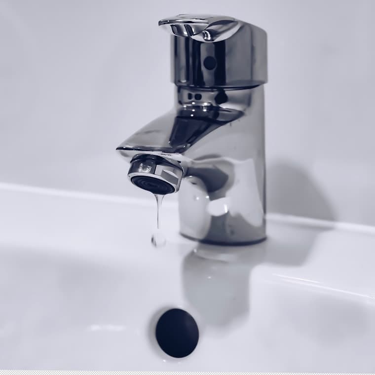 خلاط مطبخ كروم بعنق مرتفع